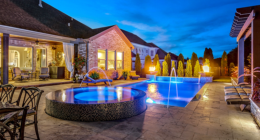 The World's Greatest Pools Winner - 2018 Custom Pool Builder Nashville